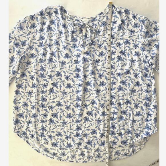 Caslon Floral Split Neck Blouse Womens Size 2X Drop Tail Hem Work Feminine Boho - Picture 8 of 13